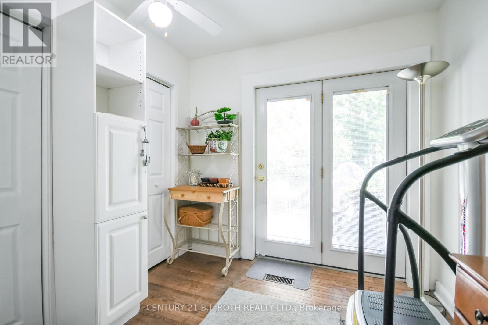223 WELLINGTON STREET E - 15