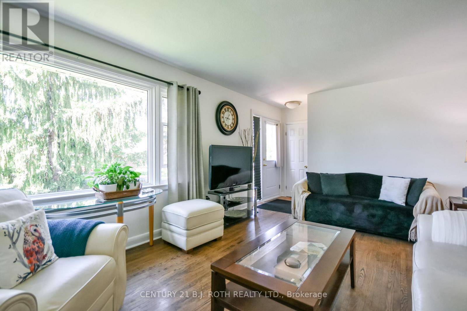 223 WELLINGTON STREET E - 5