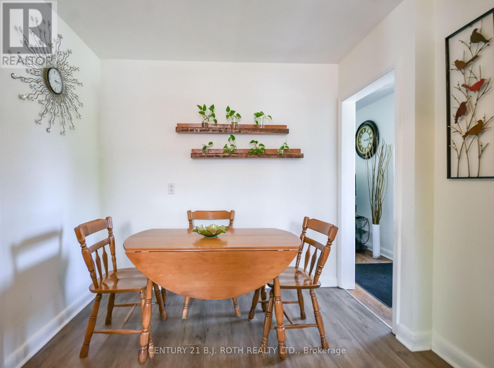 223 WELLINGTON STREET E - 7