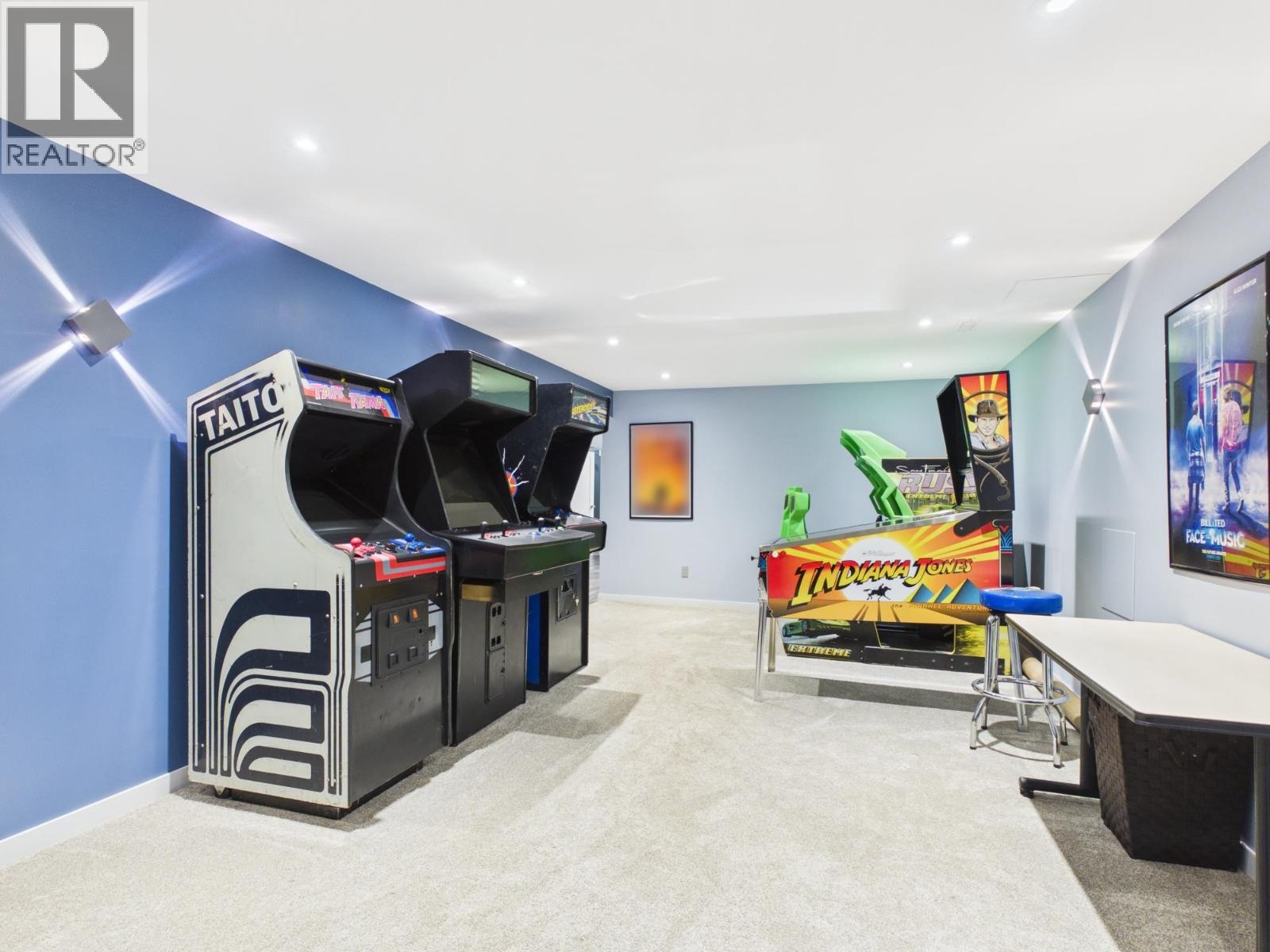 33 FAIRVIEW DRIVE - 25
