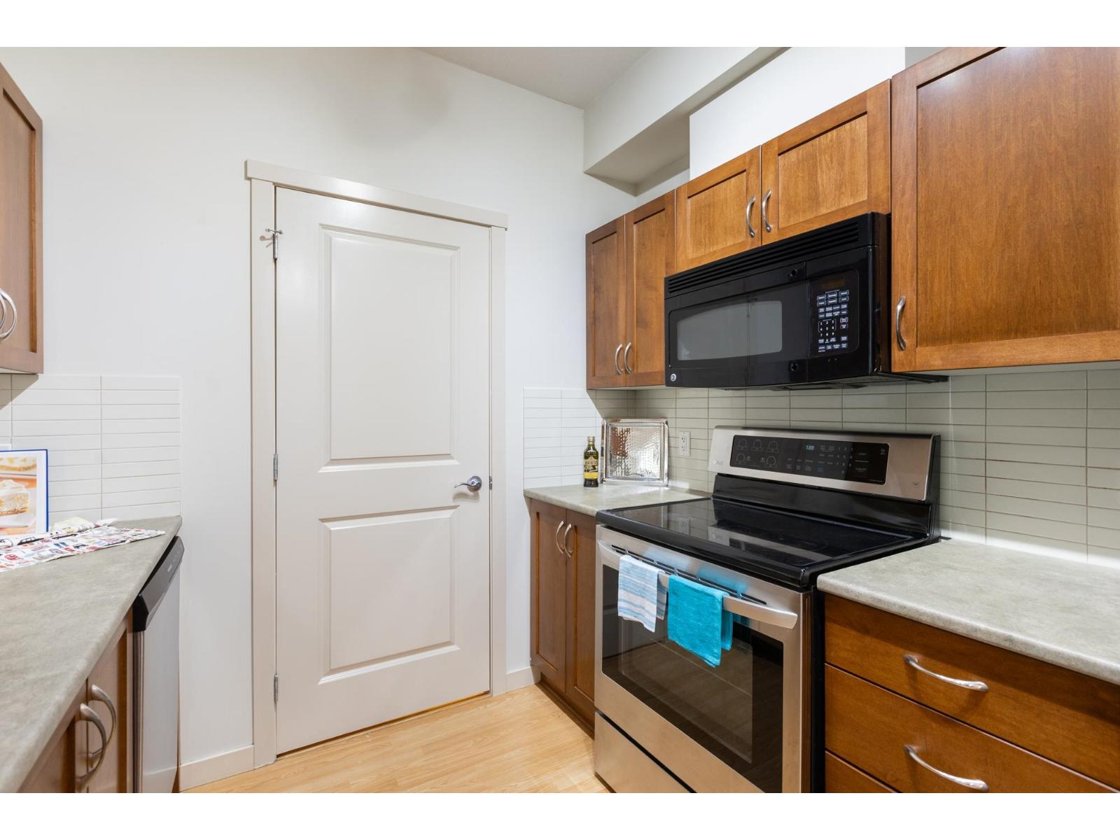 204 33328 BOURQUIN CRESCENT, Abbotsford
