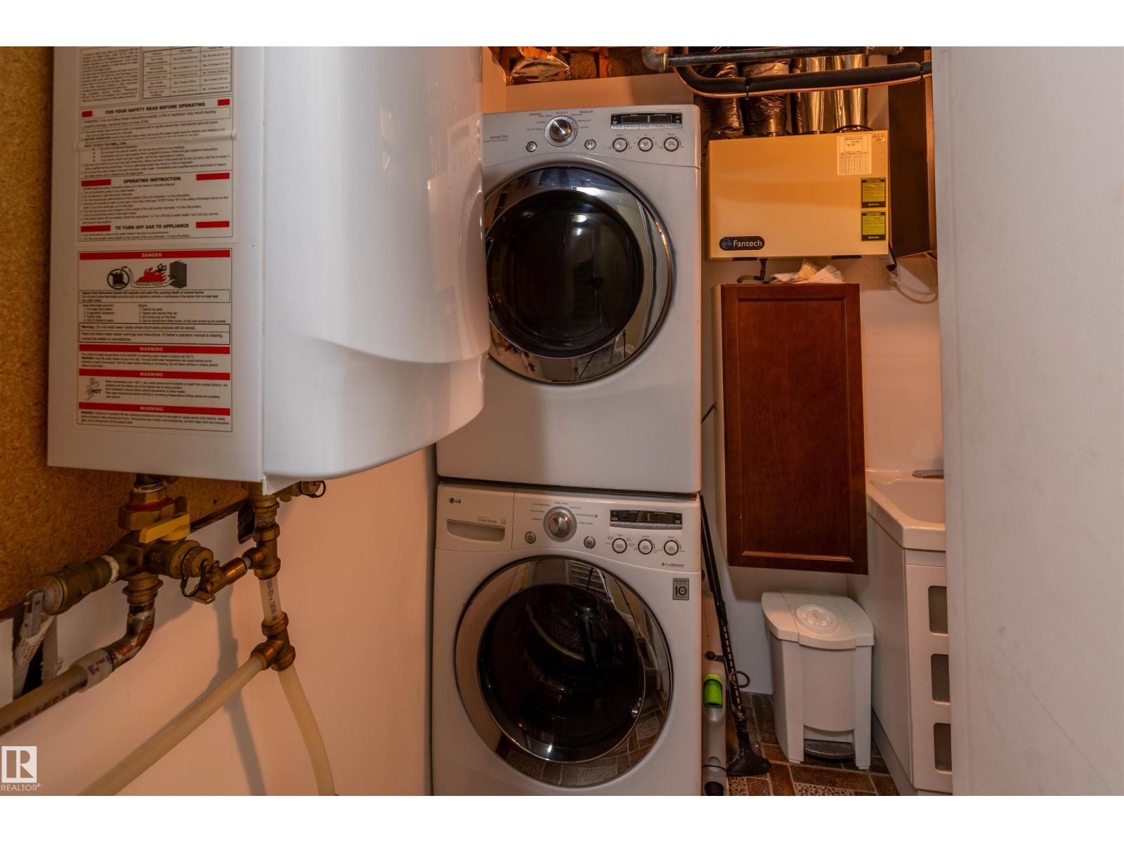 1715 63 ST SW - 38