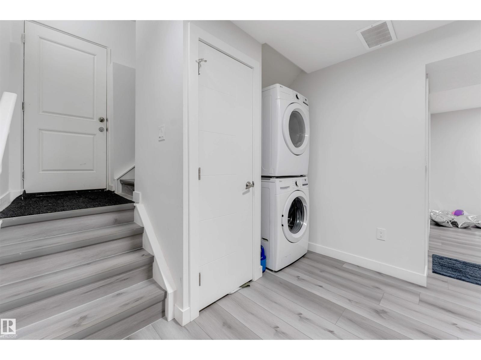 1217 29 ST NW - 24