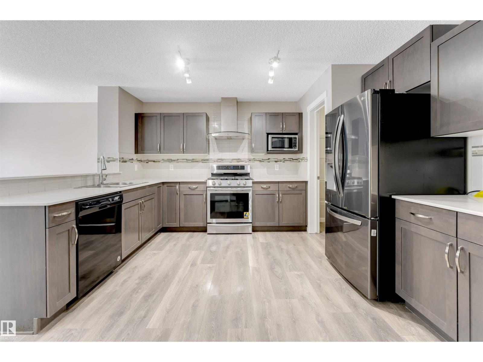 1217 29 ST NW - 4