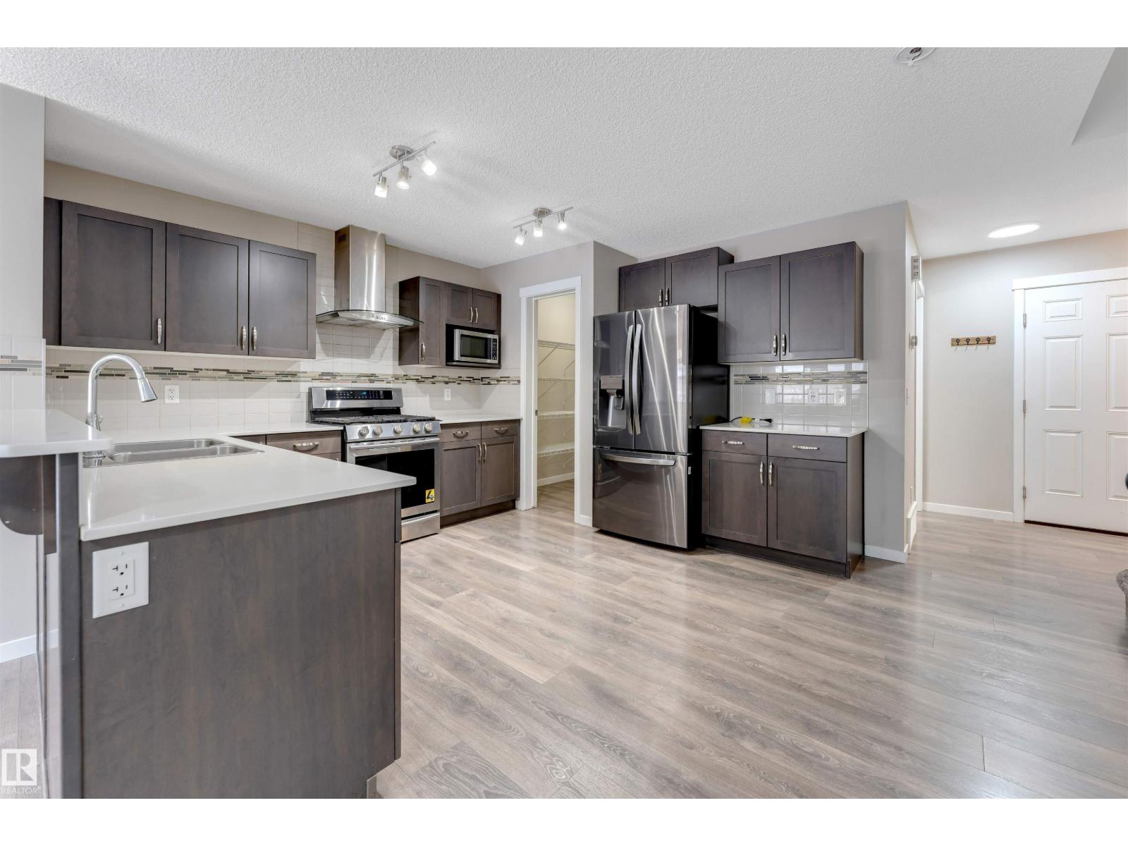 1217 29 ST NW - 5