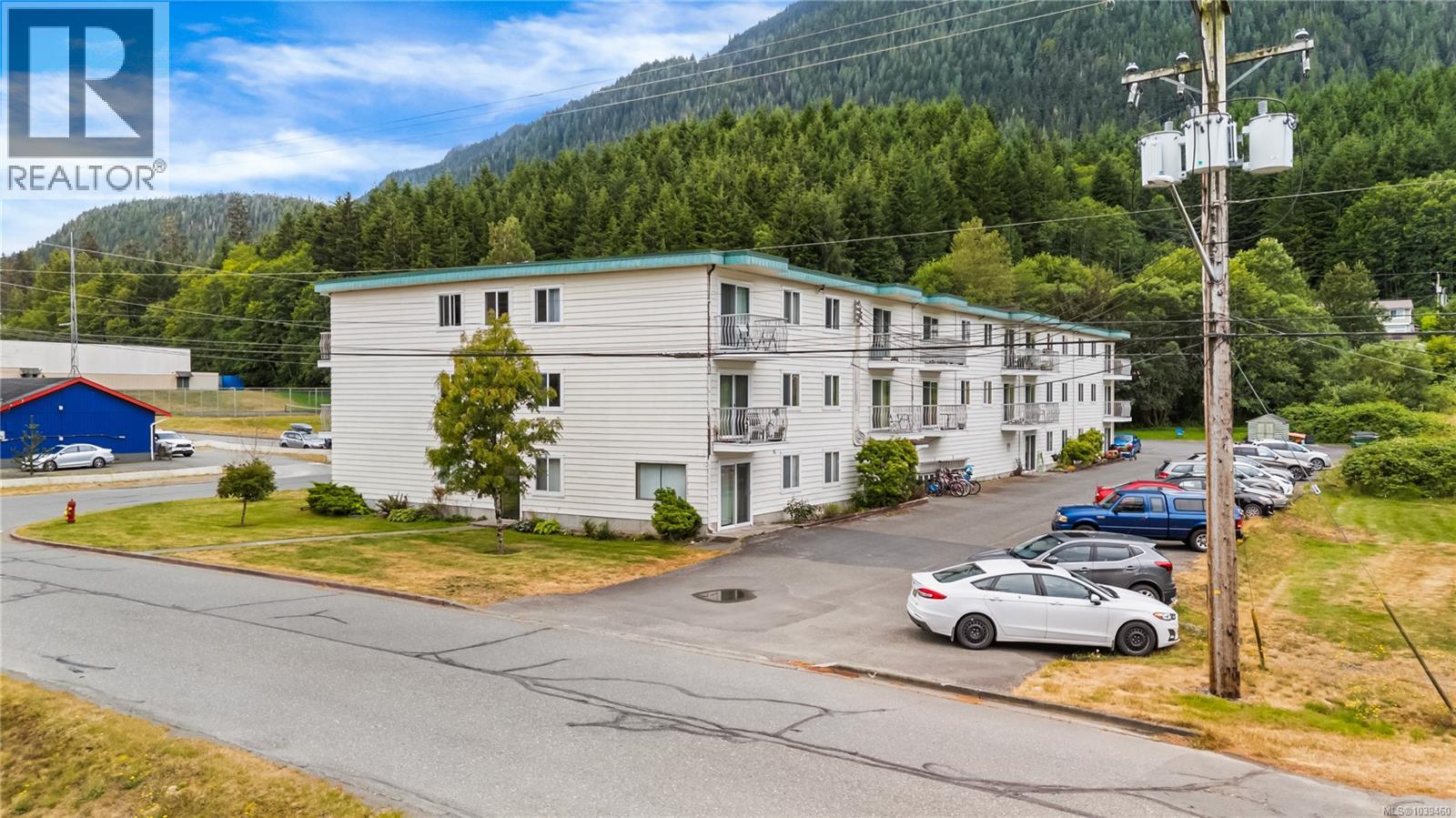 #304 611 MacMillan Dr - 17