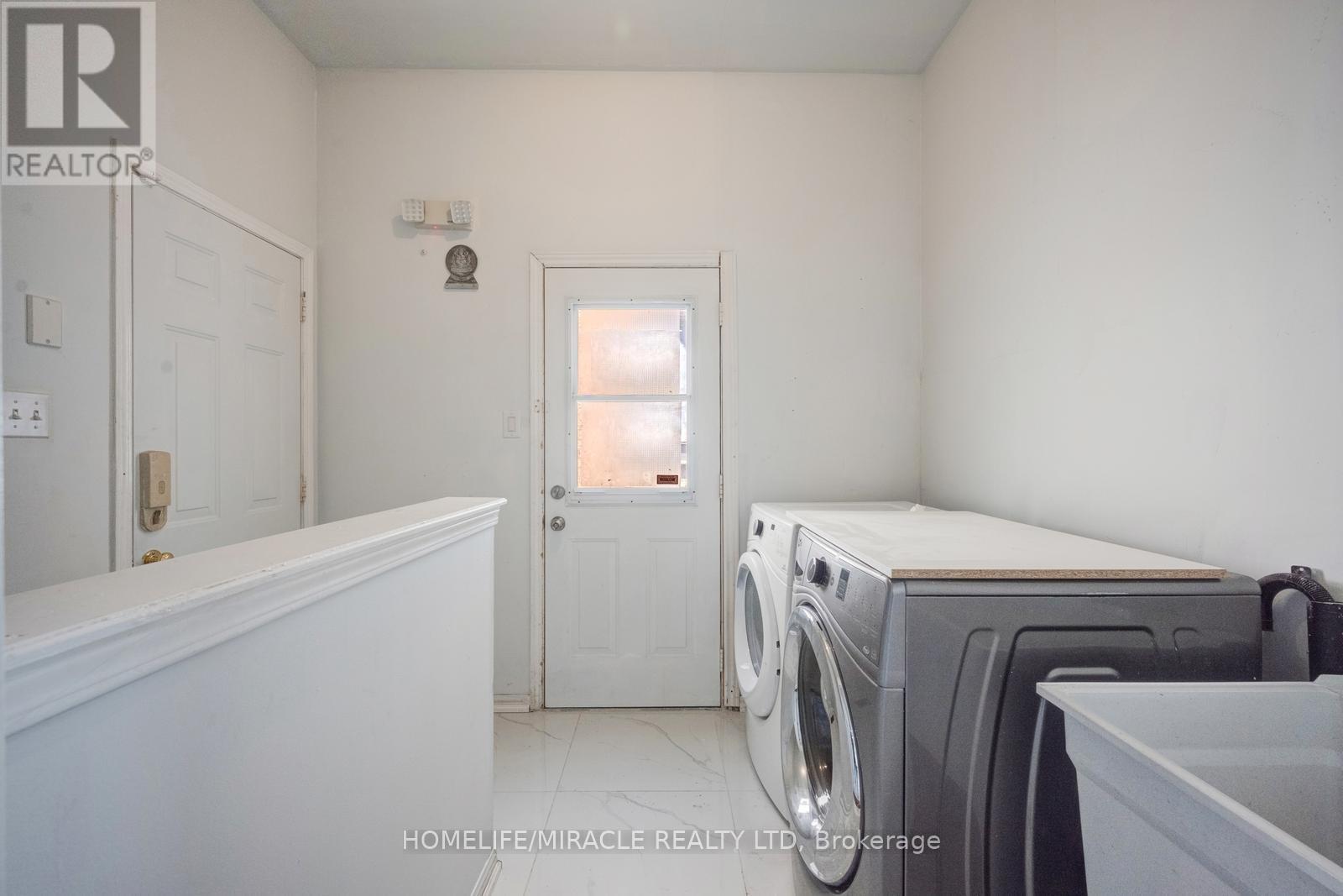 17 LATANIA BOULEVARD - 14