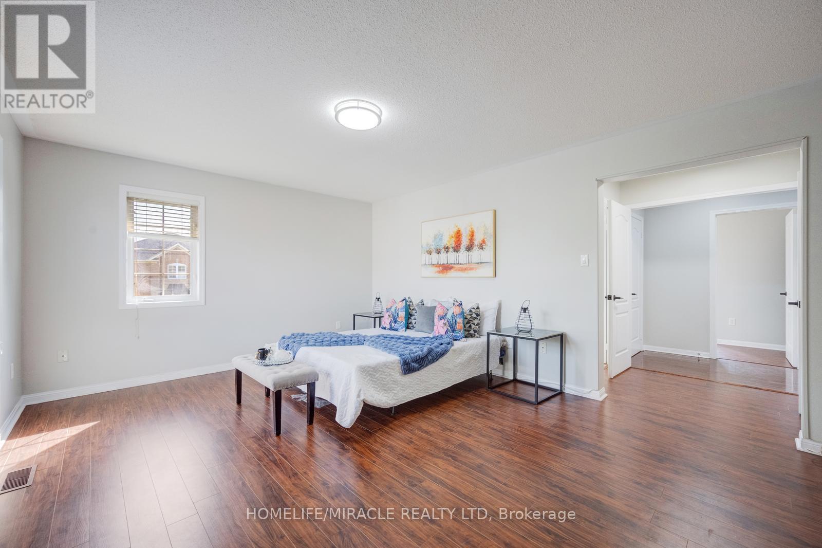 17 LATANIA BOULEVARD - 22