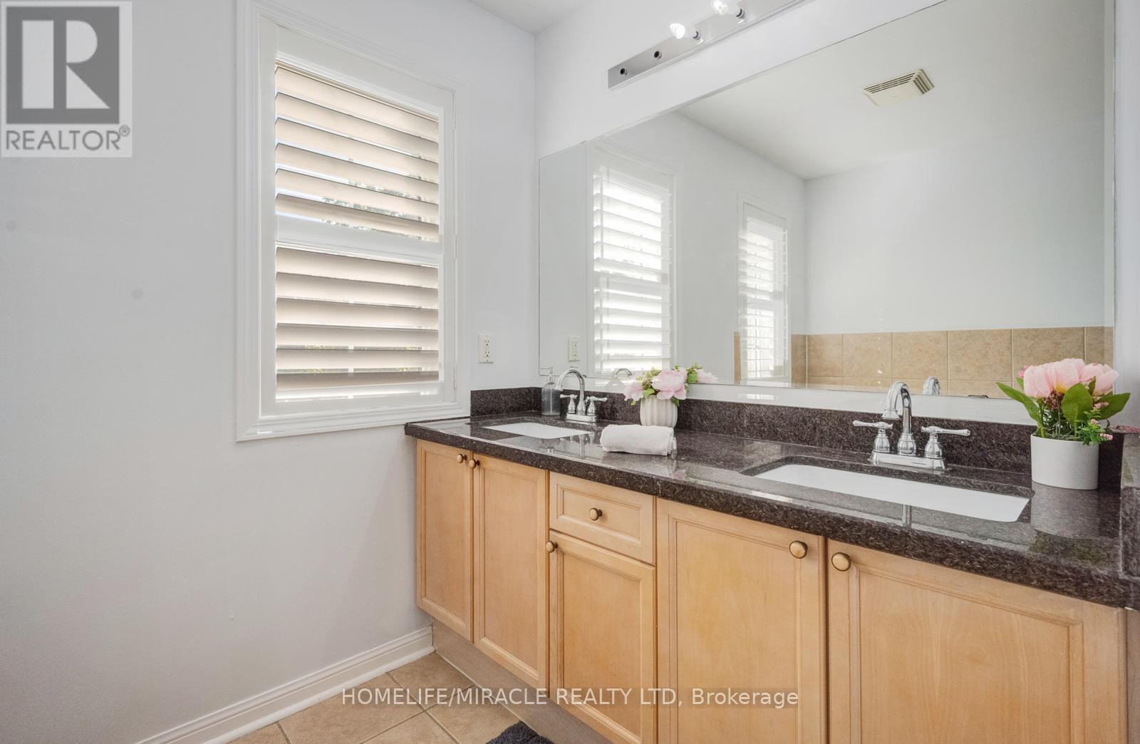17 LATANIA BOULEVARD - 24