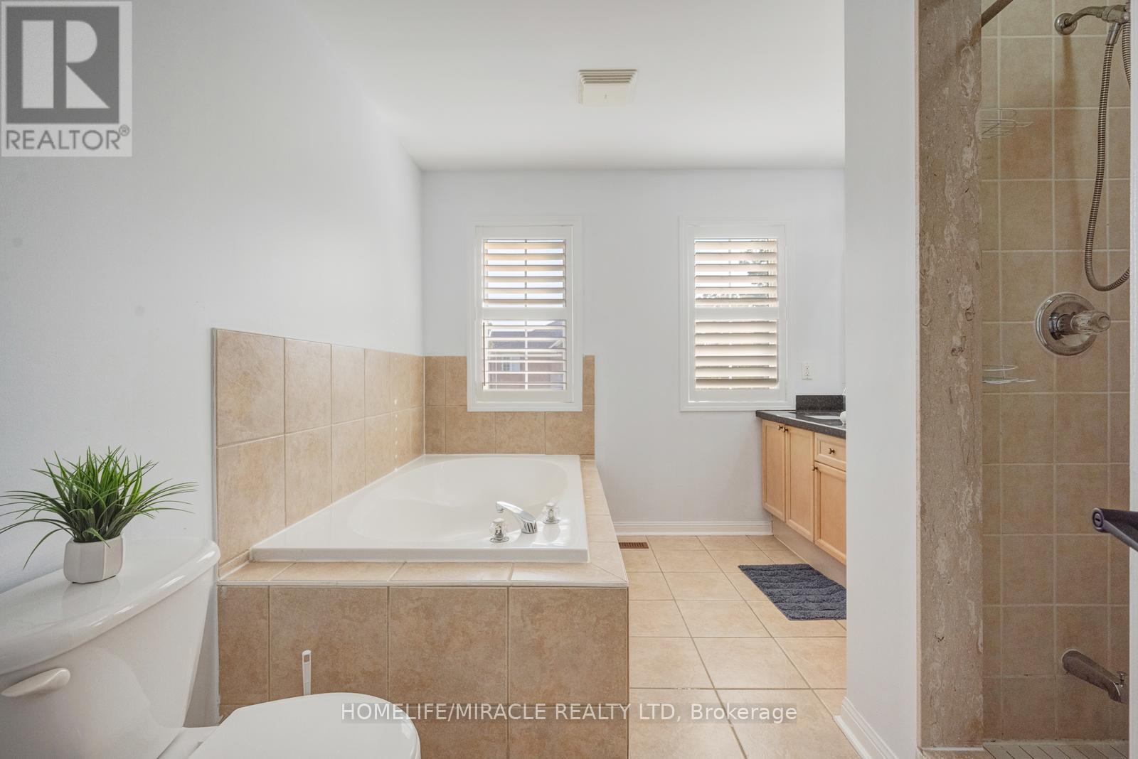 17 LATANIA BOULEVARD - 25