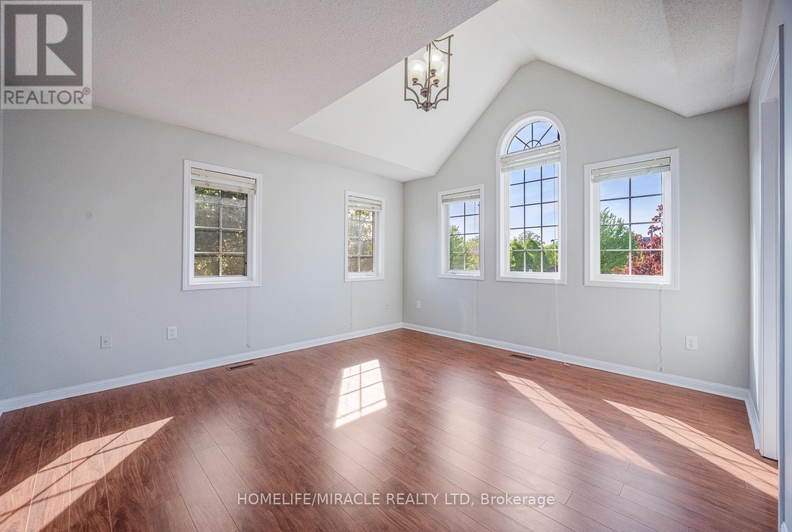 17 LATANIA BOULEVARD - 27