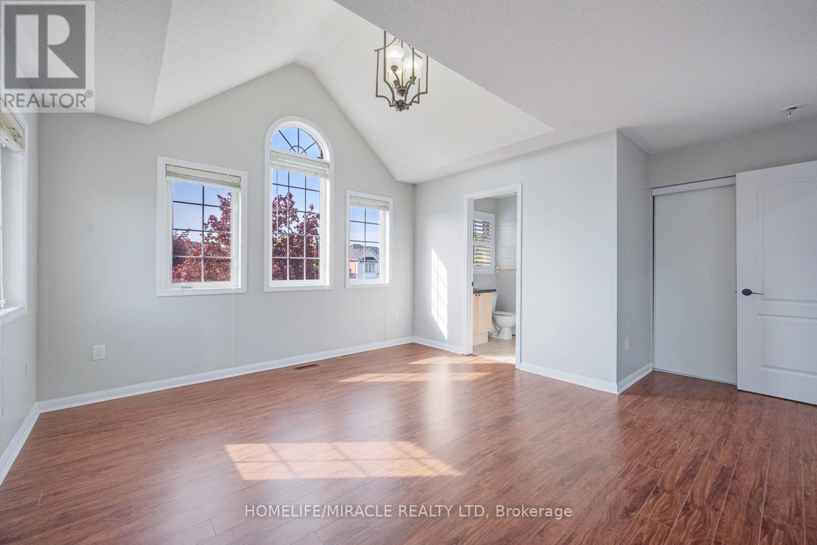 17 LATANIA BOULEVARD - 28