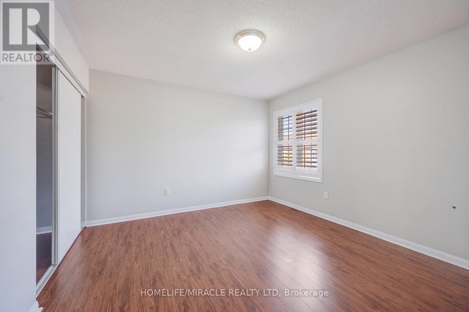 17 LATANIA BOULEVARD - 36