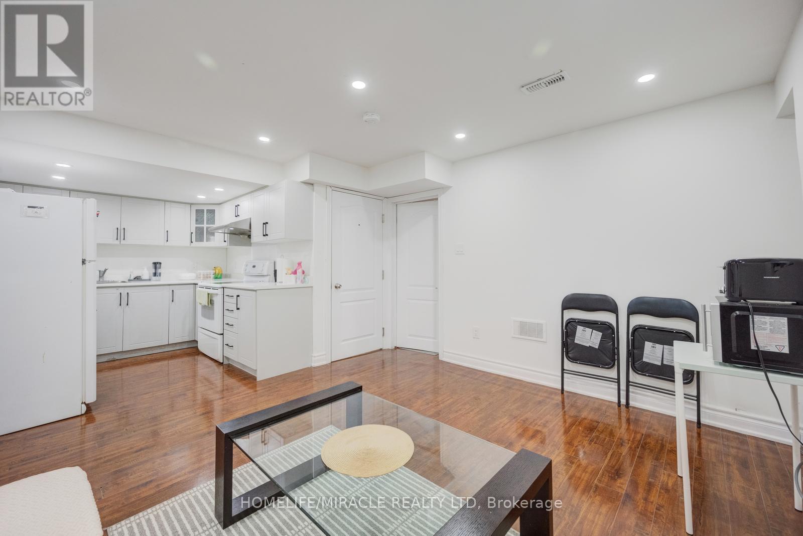 17 LATANIA BOULEVARD - 42