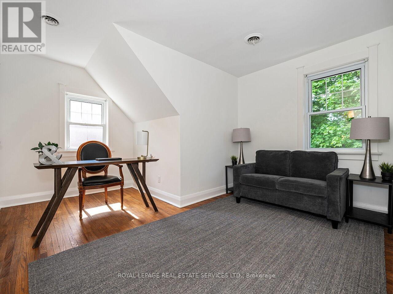 54 OAKFIELD DRIVE - 26