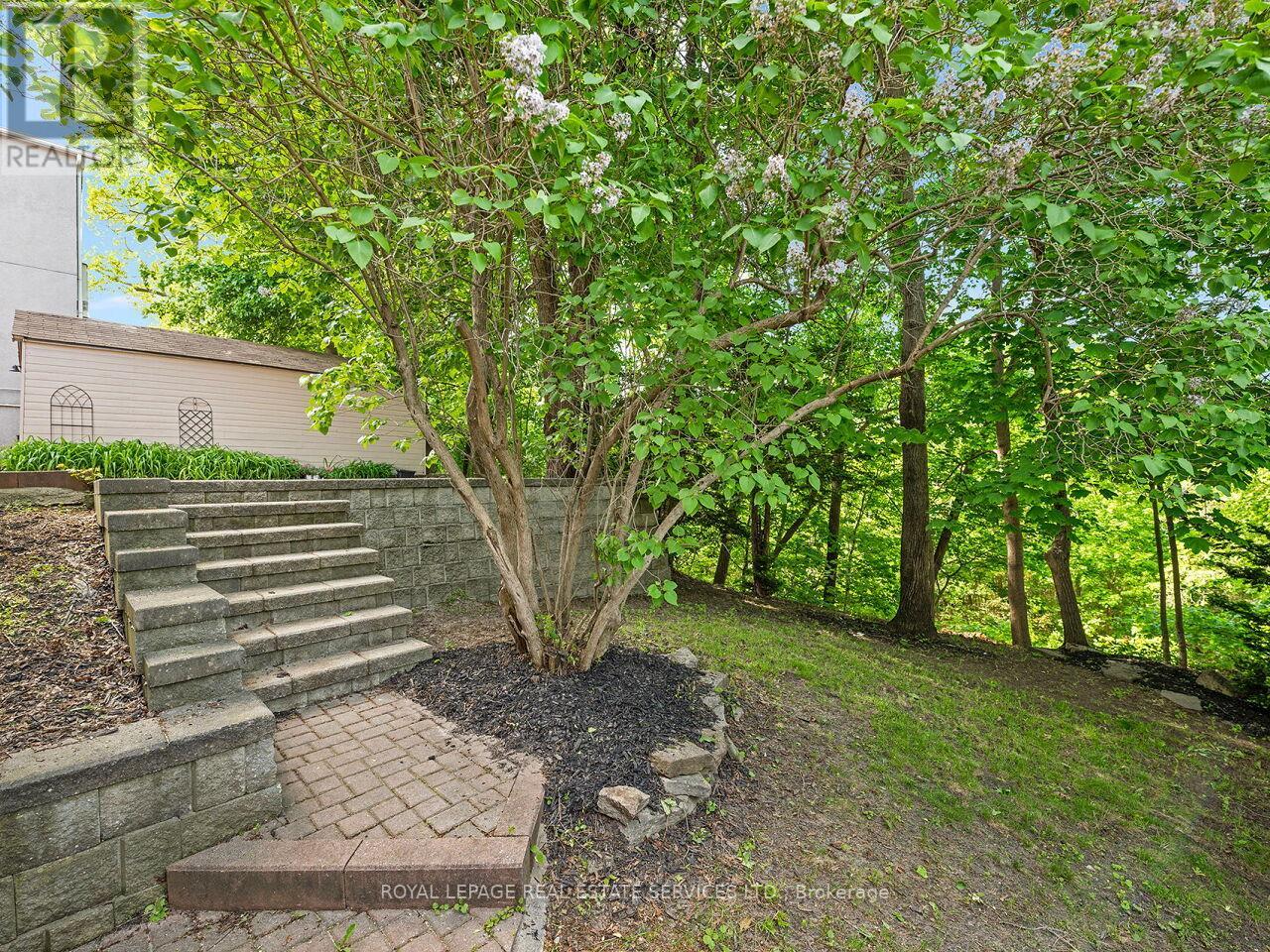 54 OAKFIELD DRIVE - 42