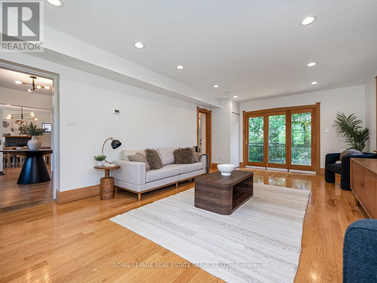 54 OAKFIELD DRIVE - 6