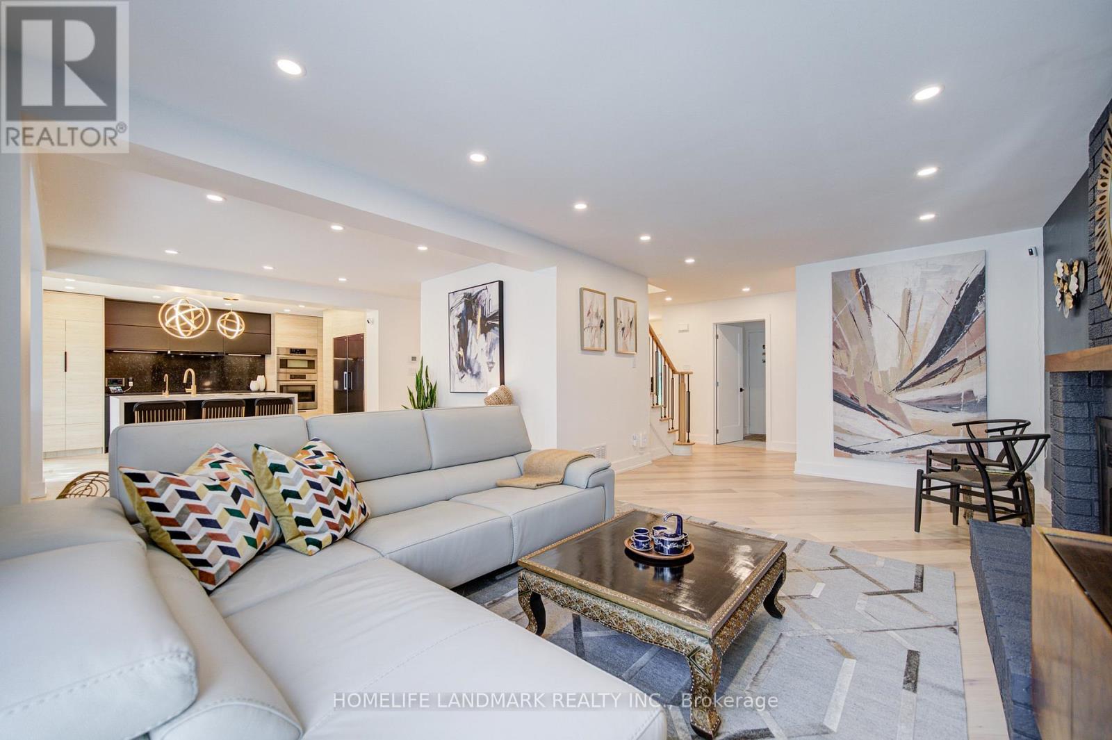 1360 OLD ENGLISH LANE - 22