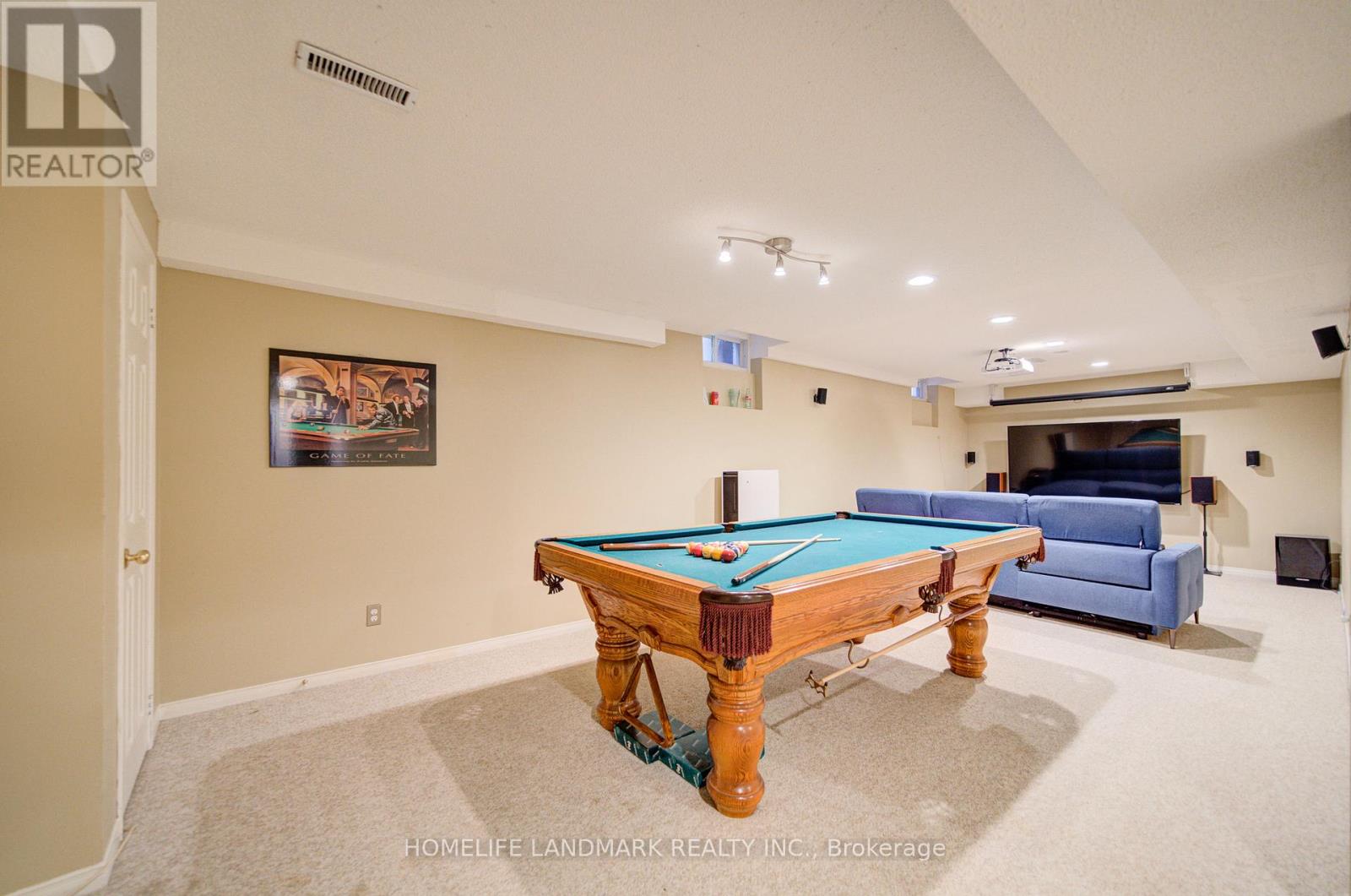 1360 OLD ENGLISH LANE - 44