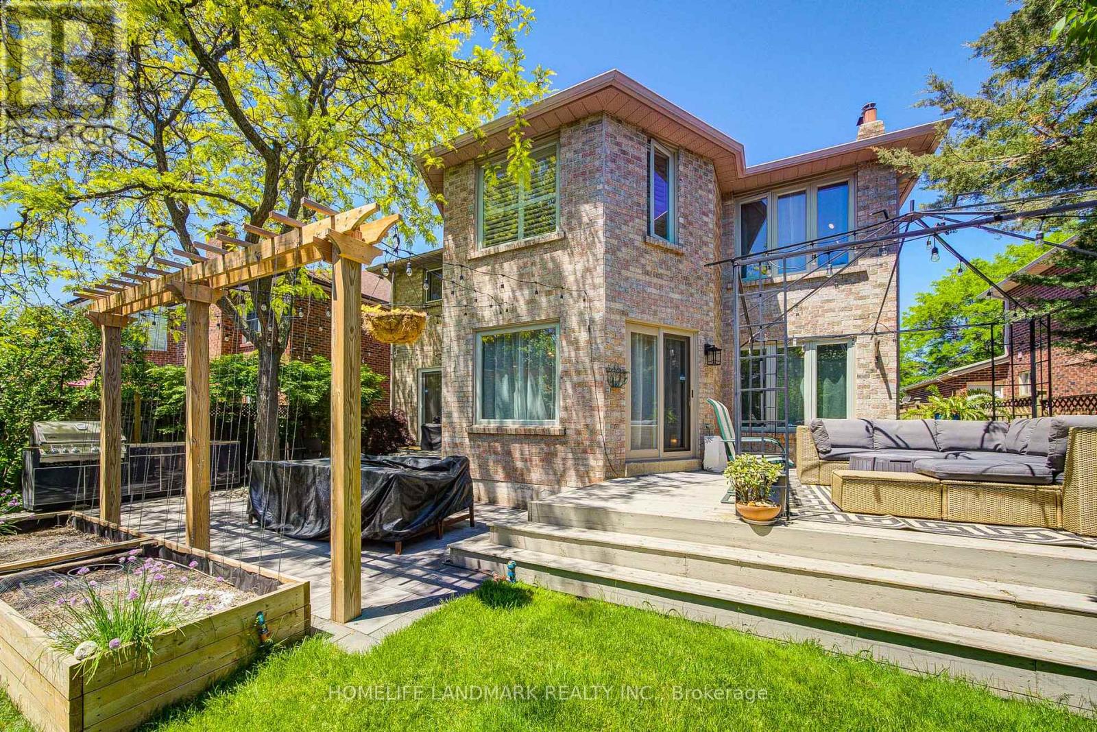 1360 OLD ENGLISH LANE - 49