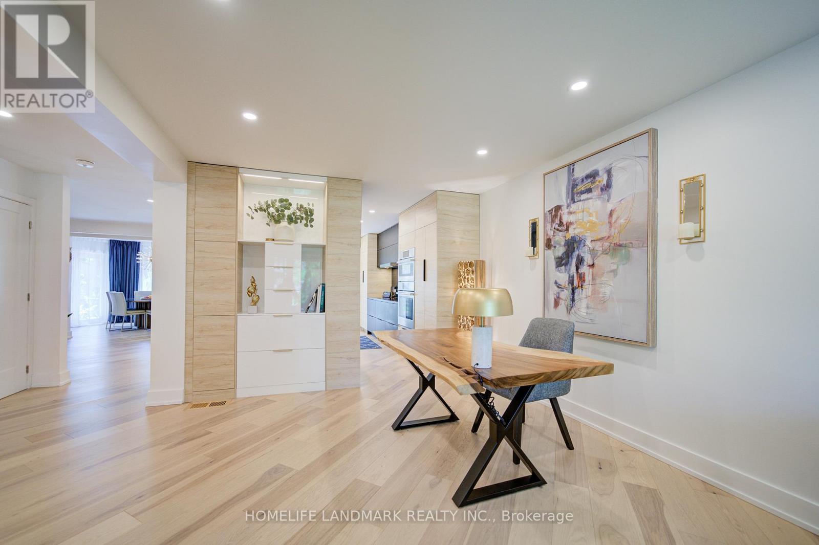 1360 OLD ENGLISH LANE - 6