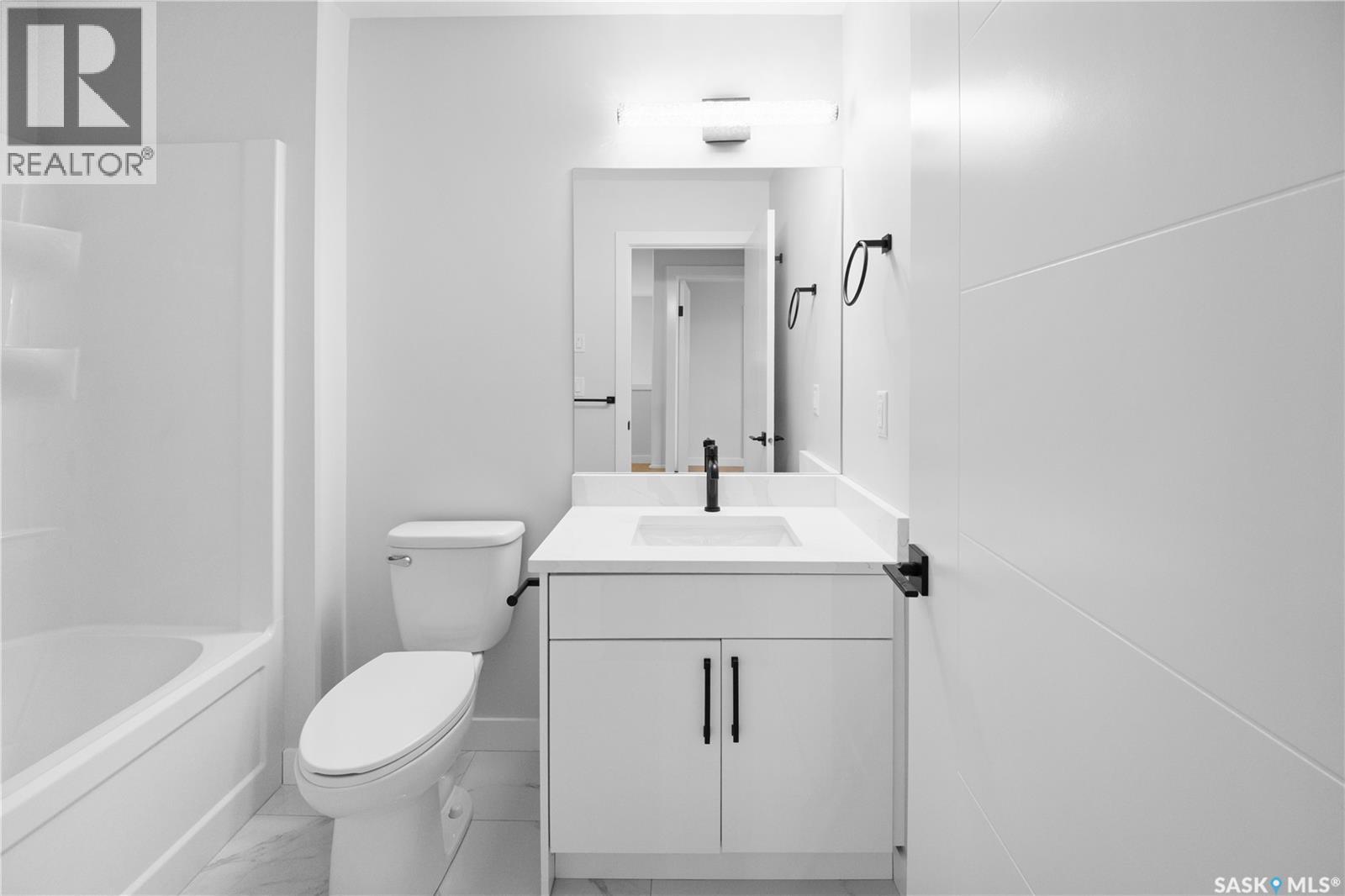 243 Leskiw LANE - 24