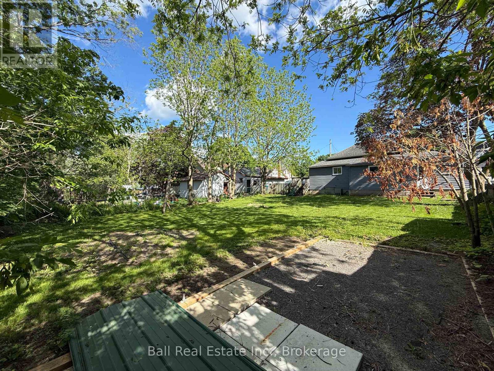 26 NASSAU STREET - 36