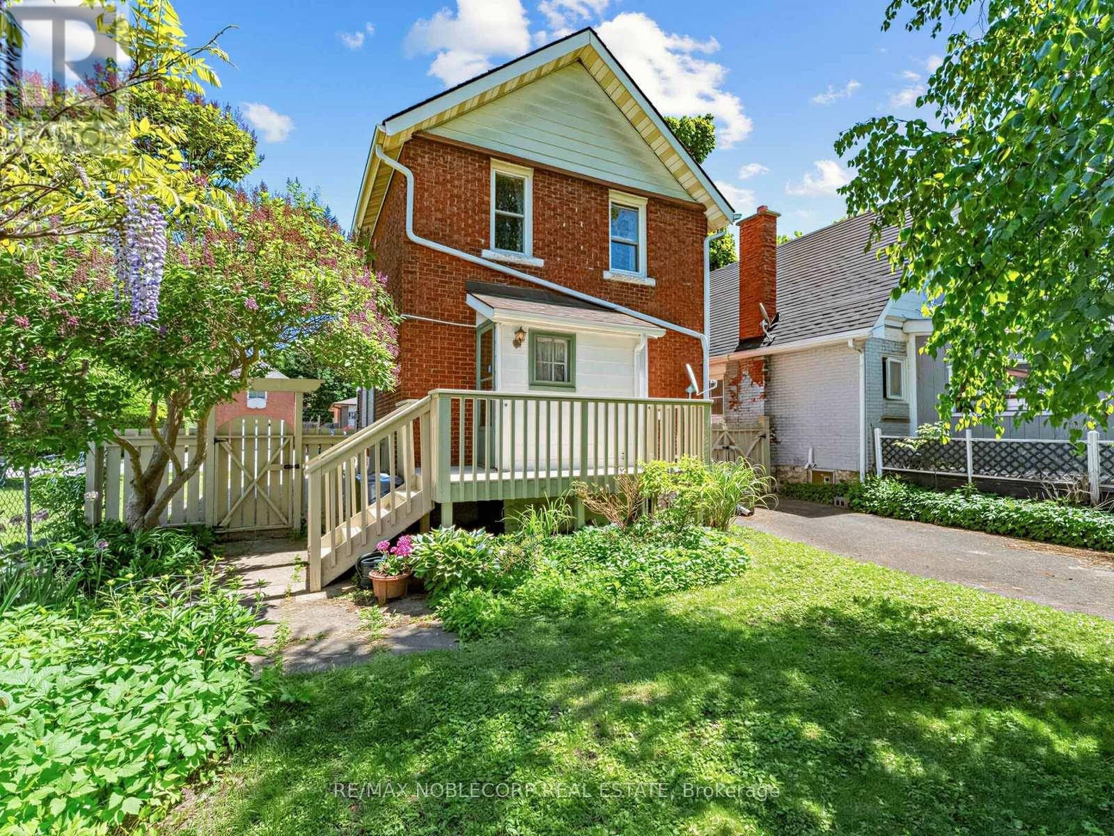 12 BAGOT STREET - 25
