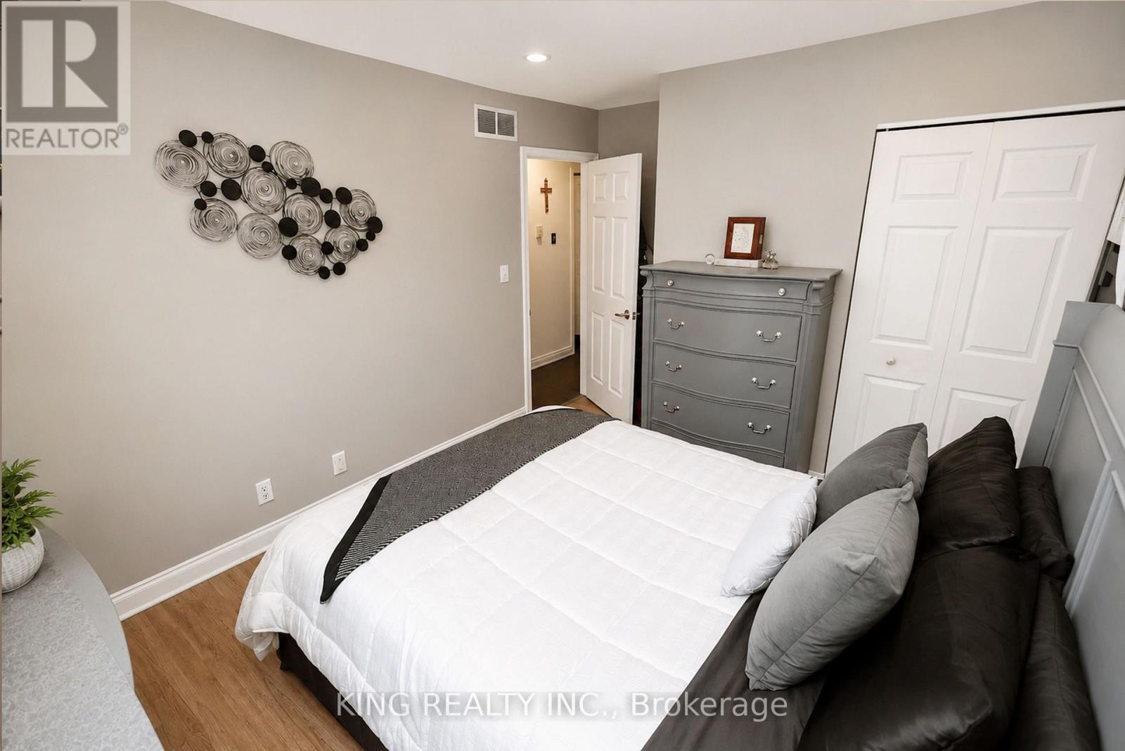 2613 CARISSA AVENUE - 10