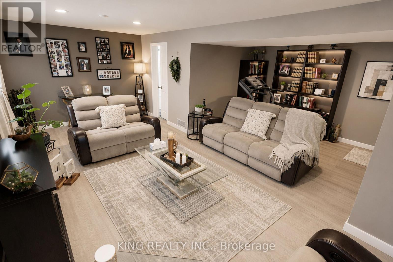2613 CARISSA AVENUE - 16