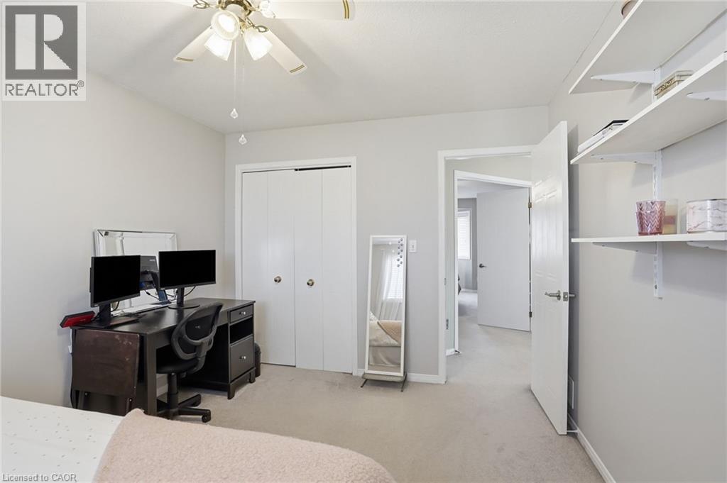 16 WOODLAND Drive - 30