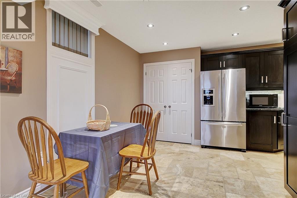 15 MCWILLIAMS Court - 32