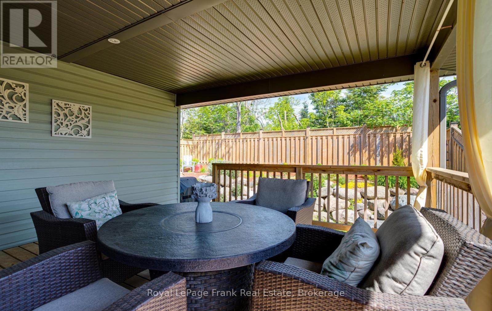 41 CORTLAND WAY - 38