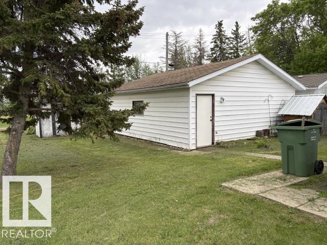 5225 47 street - 4
