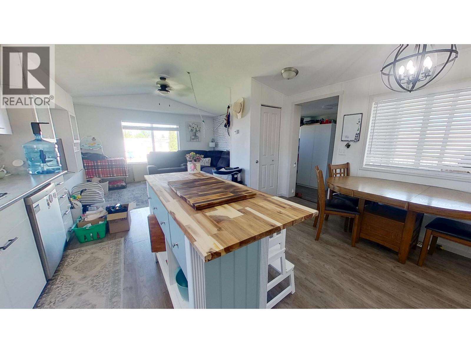 #93 9207 82 STREET - 10