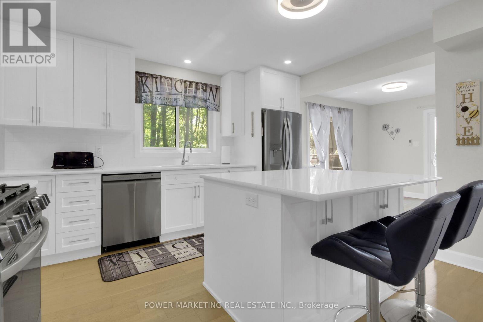 1312 BAYVIEW DRIVE - 19