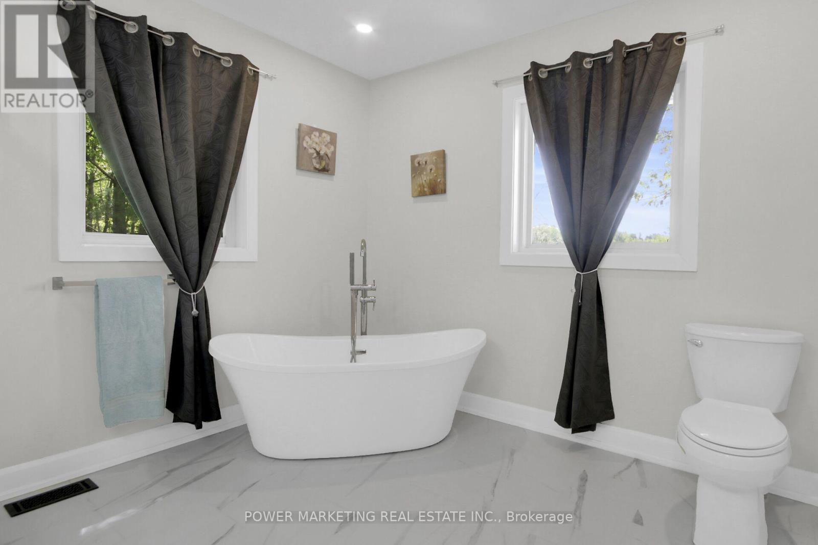 1312 BAYVIEW DRIVE - 26