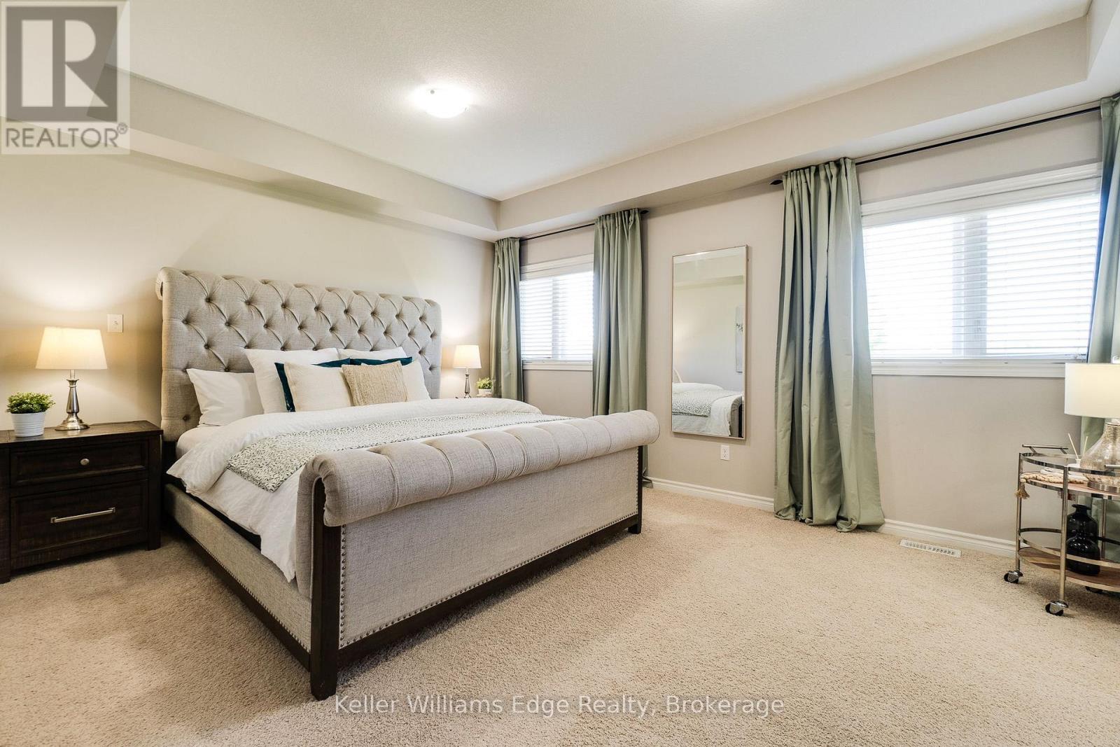 56 SMITH'S CREEK DRIVE - 22