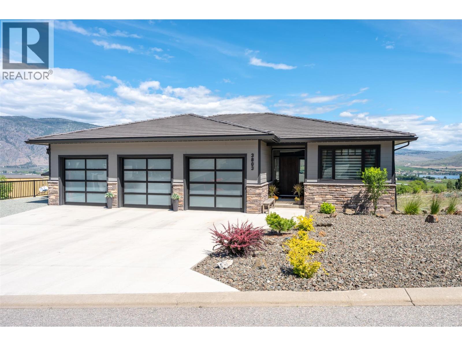  3803 TORREY PINES Drive, Osoyoos