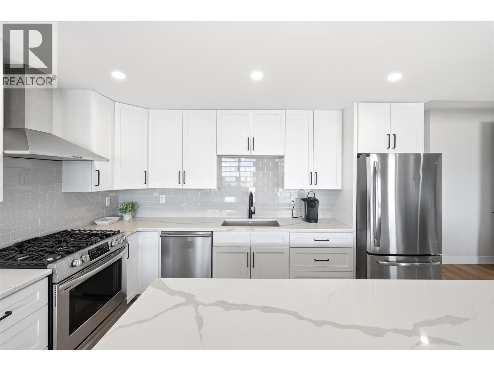 3803 TORREY PINES Drive - 60