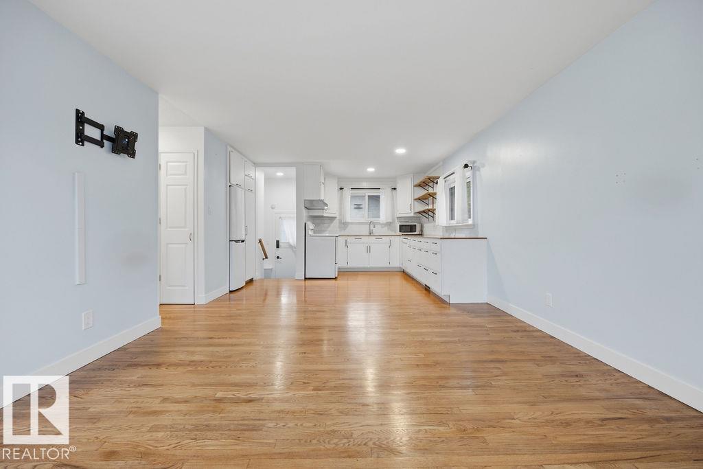 14516 20 ST NW - 8