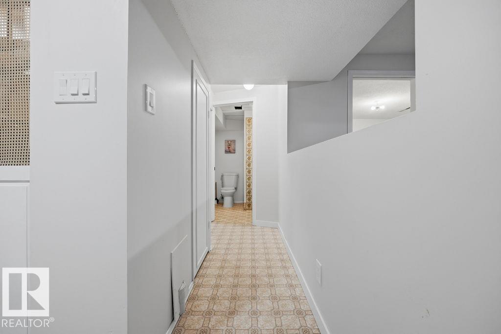 14516 20 ST NW - 35