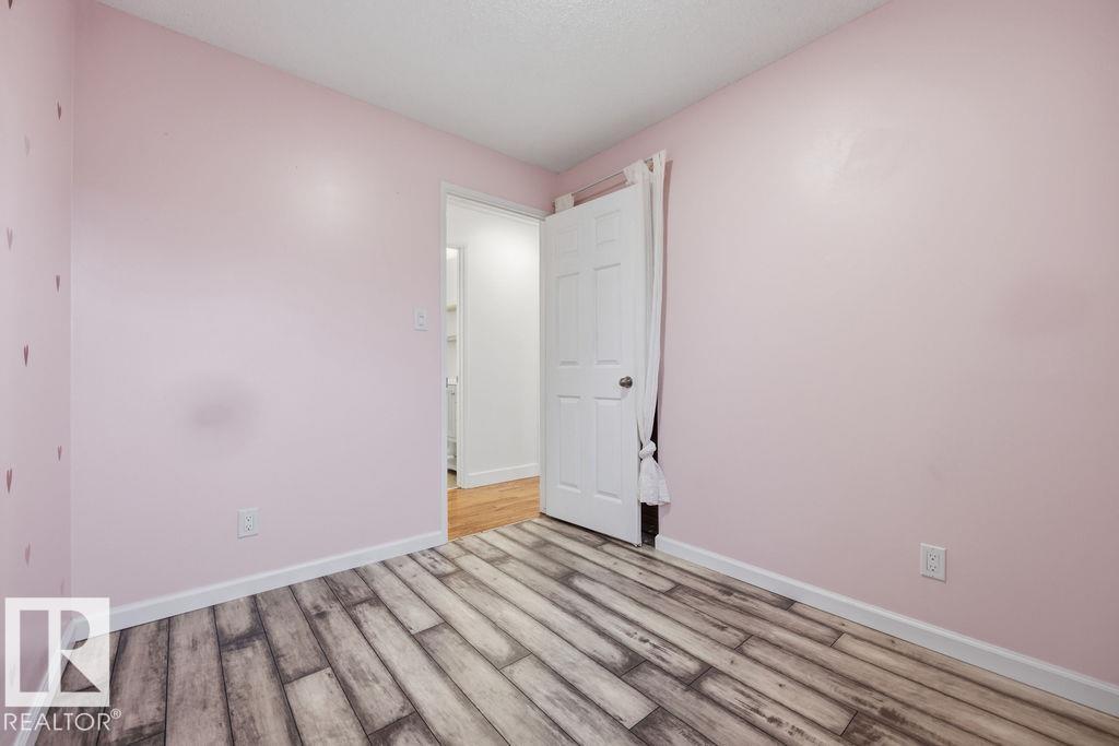 14516 20 ST NW - 26