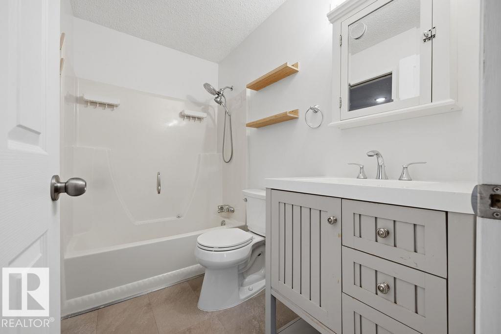 14516 20 ST NW - 27