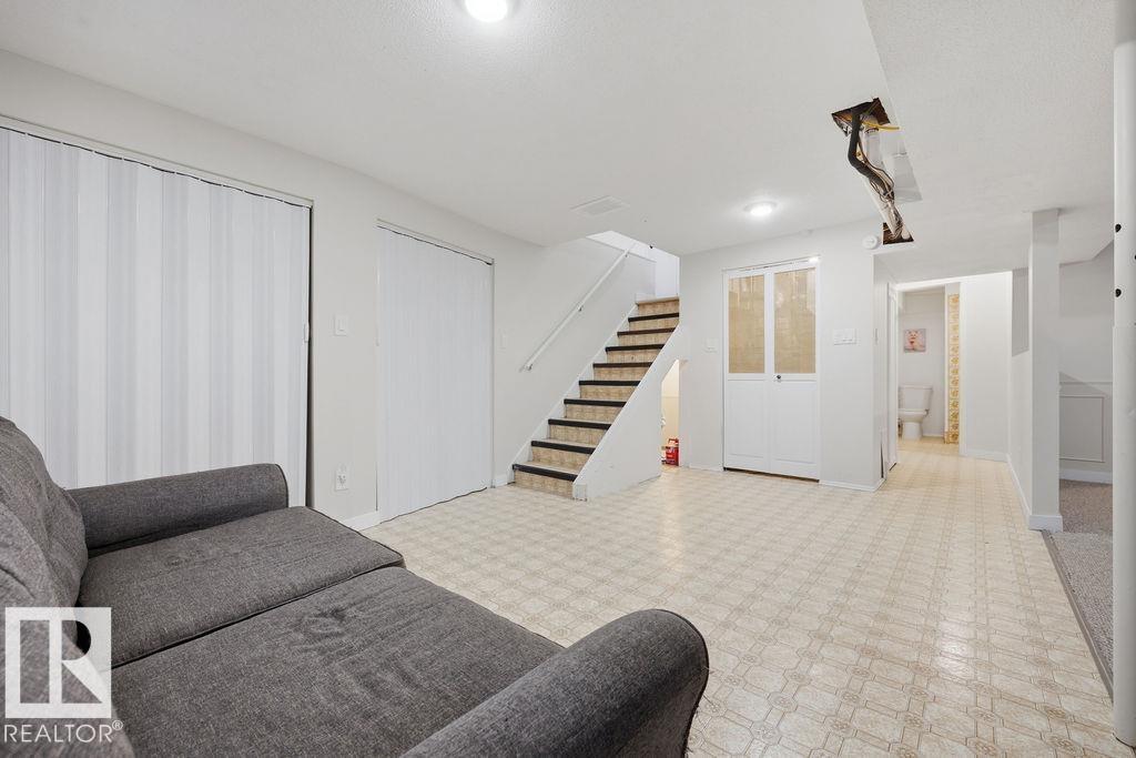 14516 20 ST NW - 30