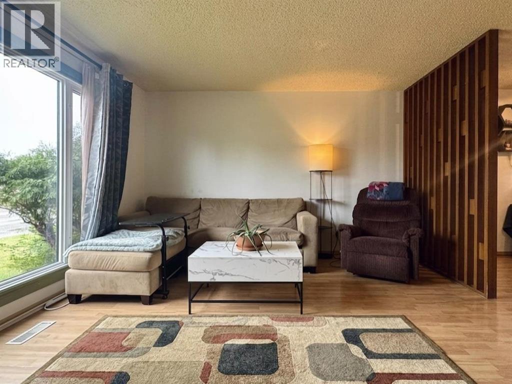 42 Selkirk Road W - 5