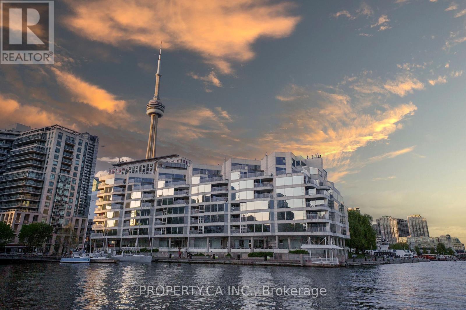 Listing photo of 707 - 401 QUEENS QUAY W