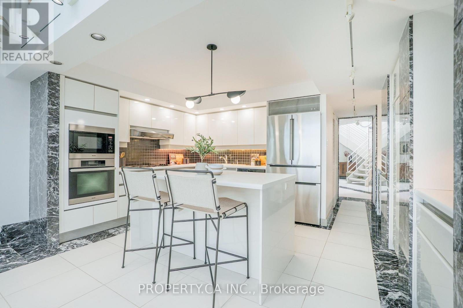#707 401 QUEENS QUAY W - 9