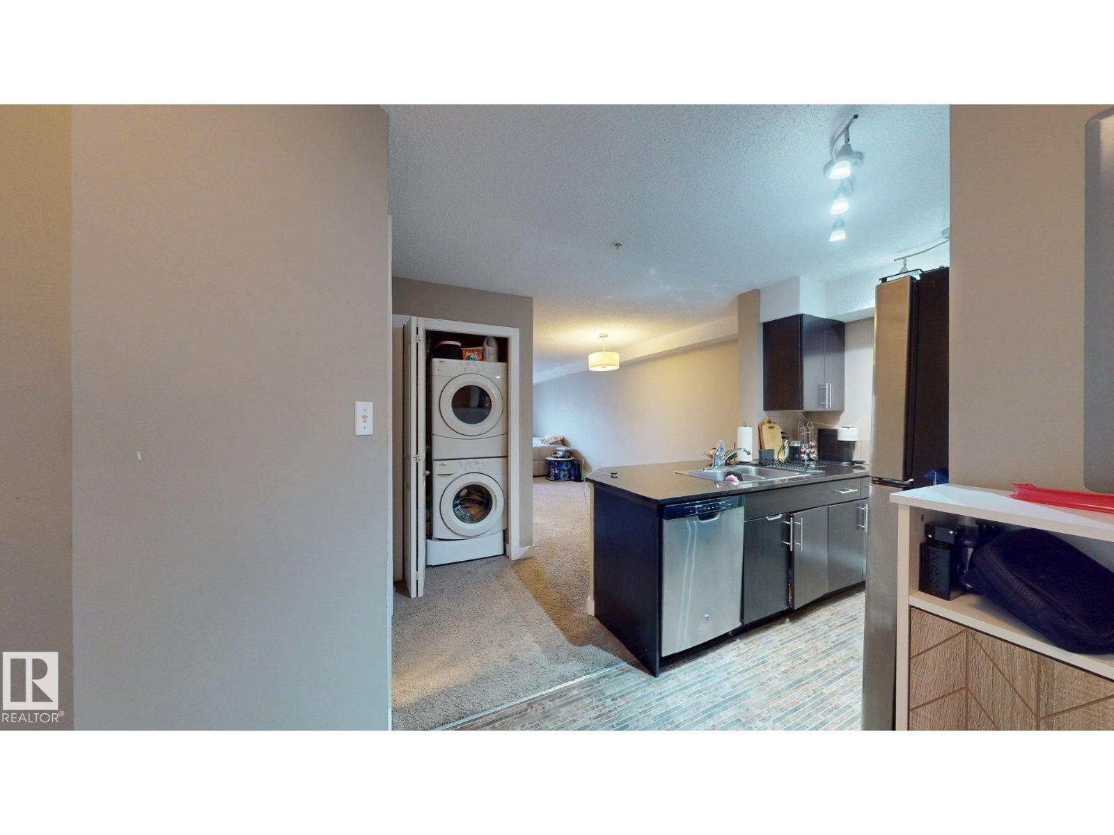 #207 11816 22 AV SW - 15