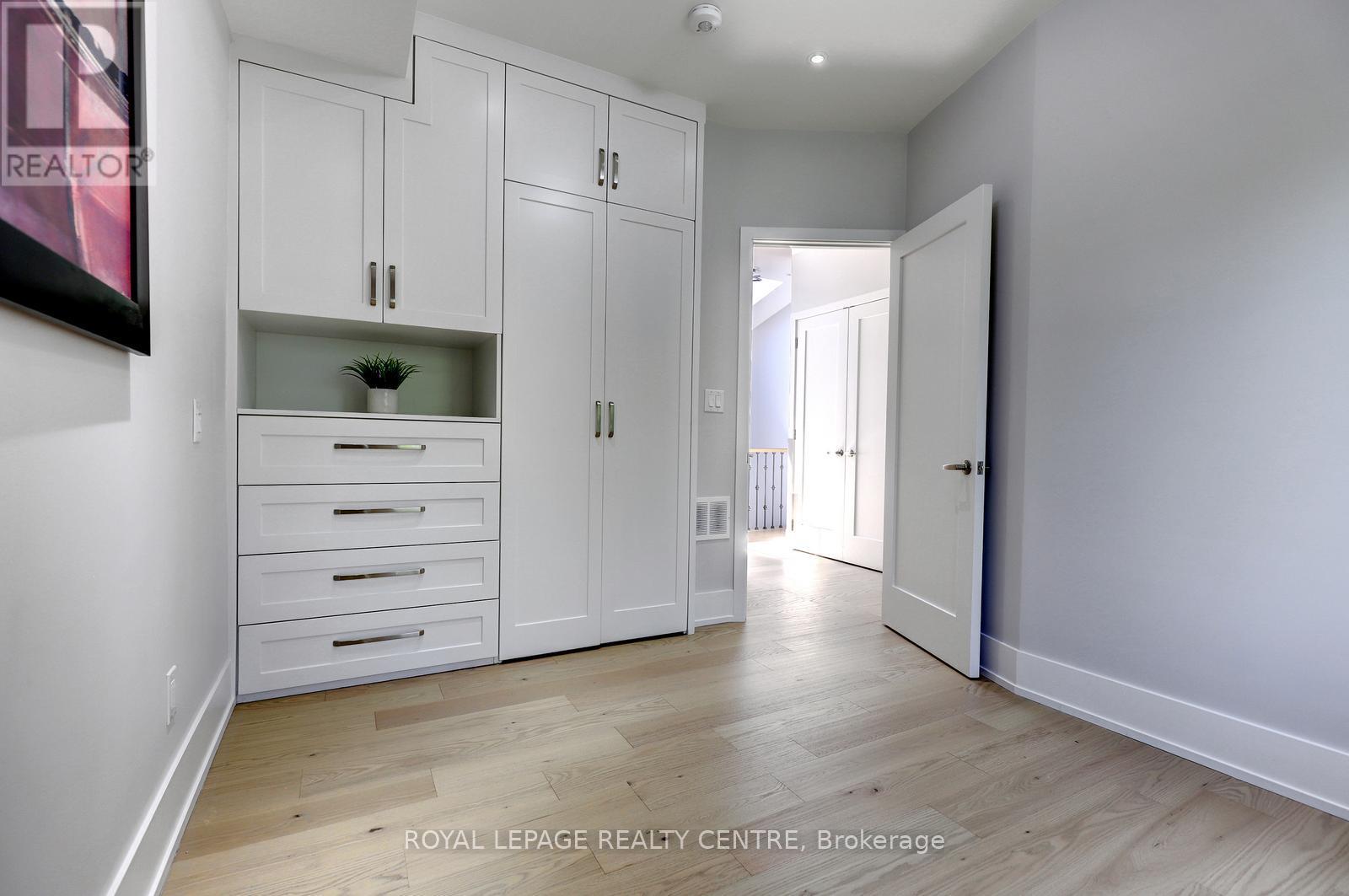 2257 SPRINGFIELD COURT - 28